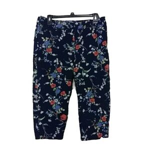 🛑LAST CHANCE🛑ST JOHNS BAY Floral Capris